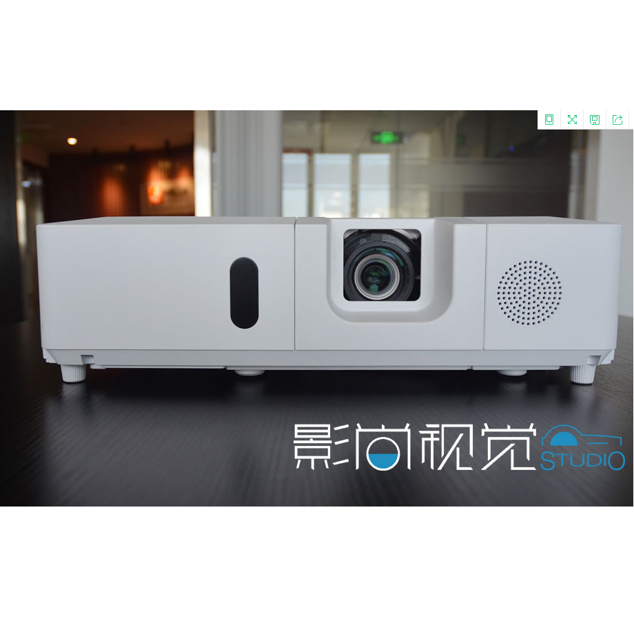 日立高清工程会议投影机，HCP-W4500WU 分辨率1920*1200dpi，亮度4500流明